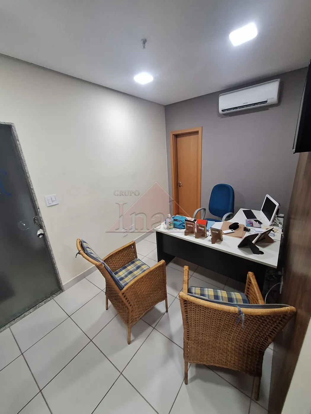 Alugar Comerciais / Sala em Ribeir&atilde;o Preto R$ 2.600,00 - Foto 8