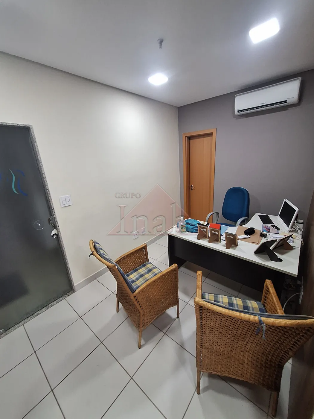 Alugar Comerciais / Sala em Ribeir&atilde;o Preto R$ 2.600,00 - Foto 9