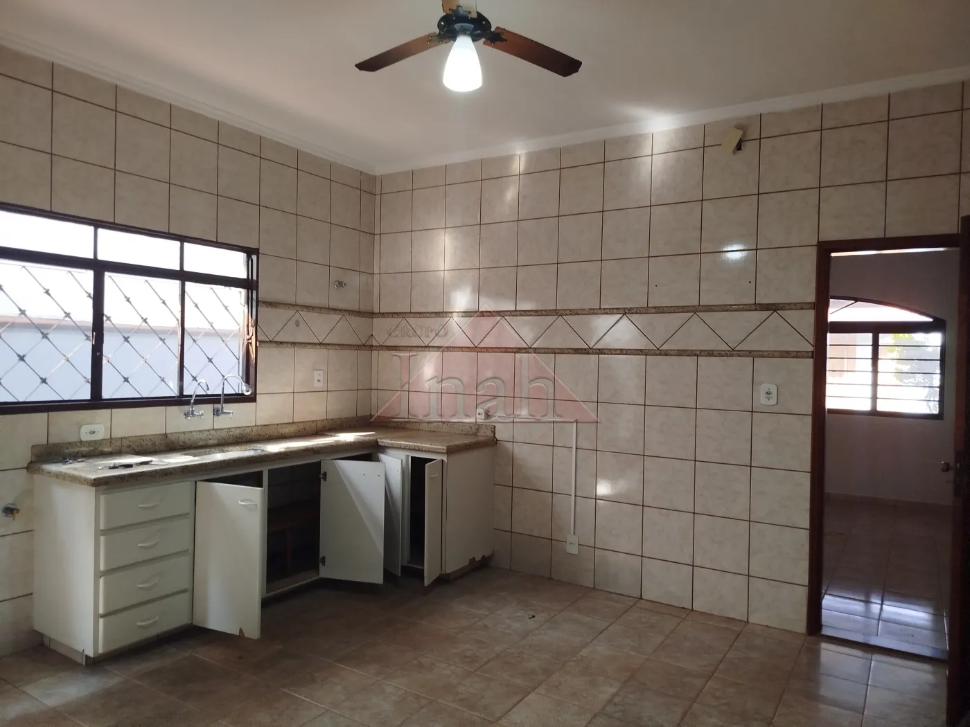 Alugar Casas / CASA RESIDENCIAL em Ribeir&atilde;o Preto R$ 3.000,00 - Foto 6