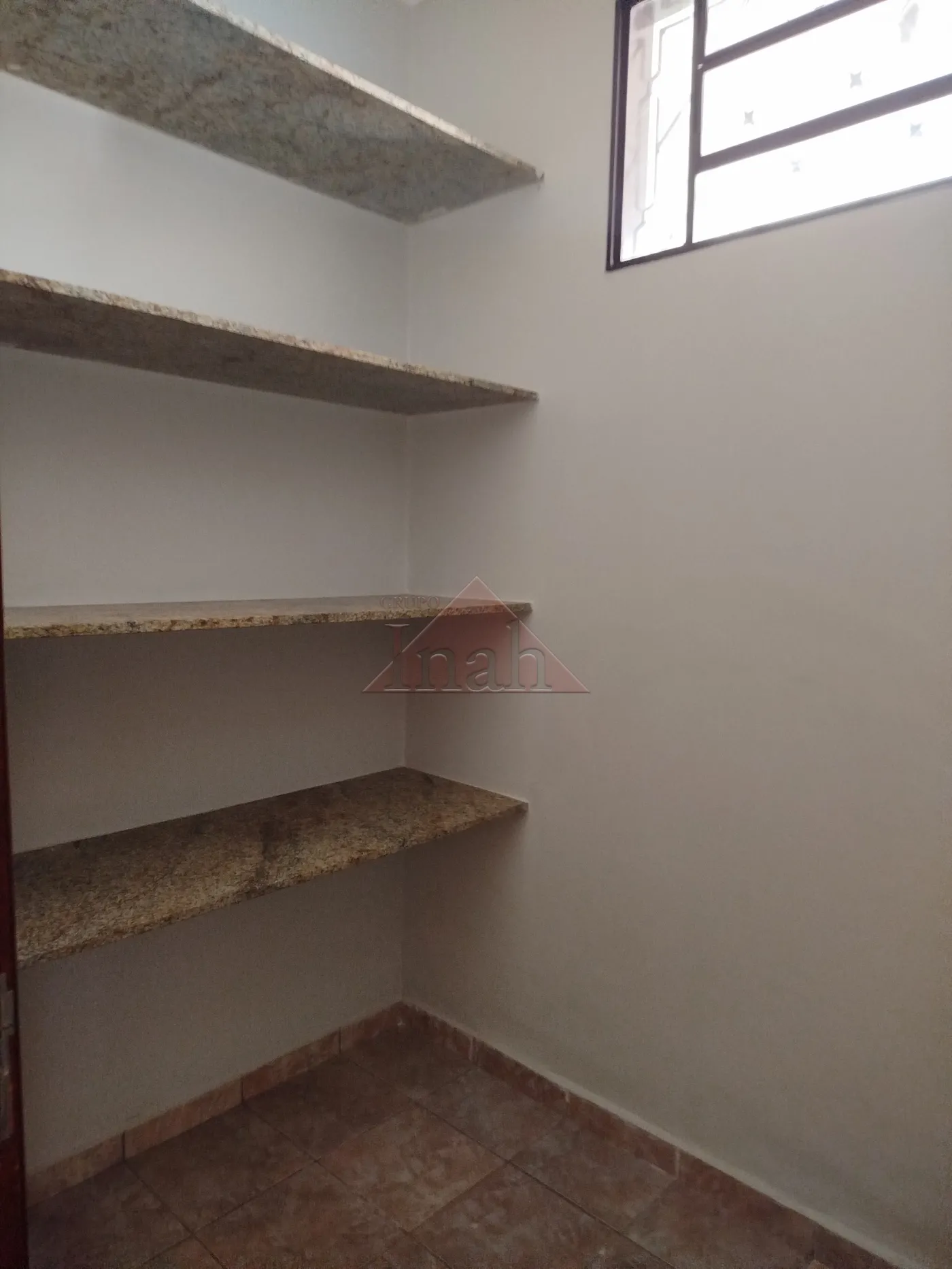 Alugar Casas / CASA RESIDENCIAL em Ribeir&atilde;o Preto R$ 3.000,00 - Foto 7