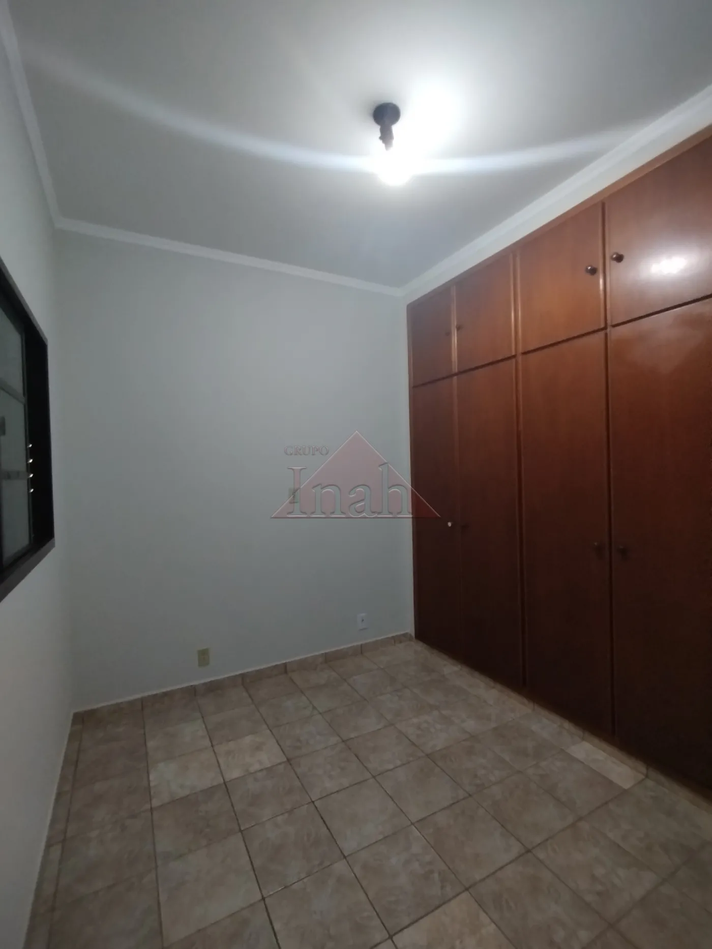 Alugar Casas / CASA RESIDENCIAL em Ribeir&atilde;o Preto R$ 3.000,00 - Foto 15