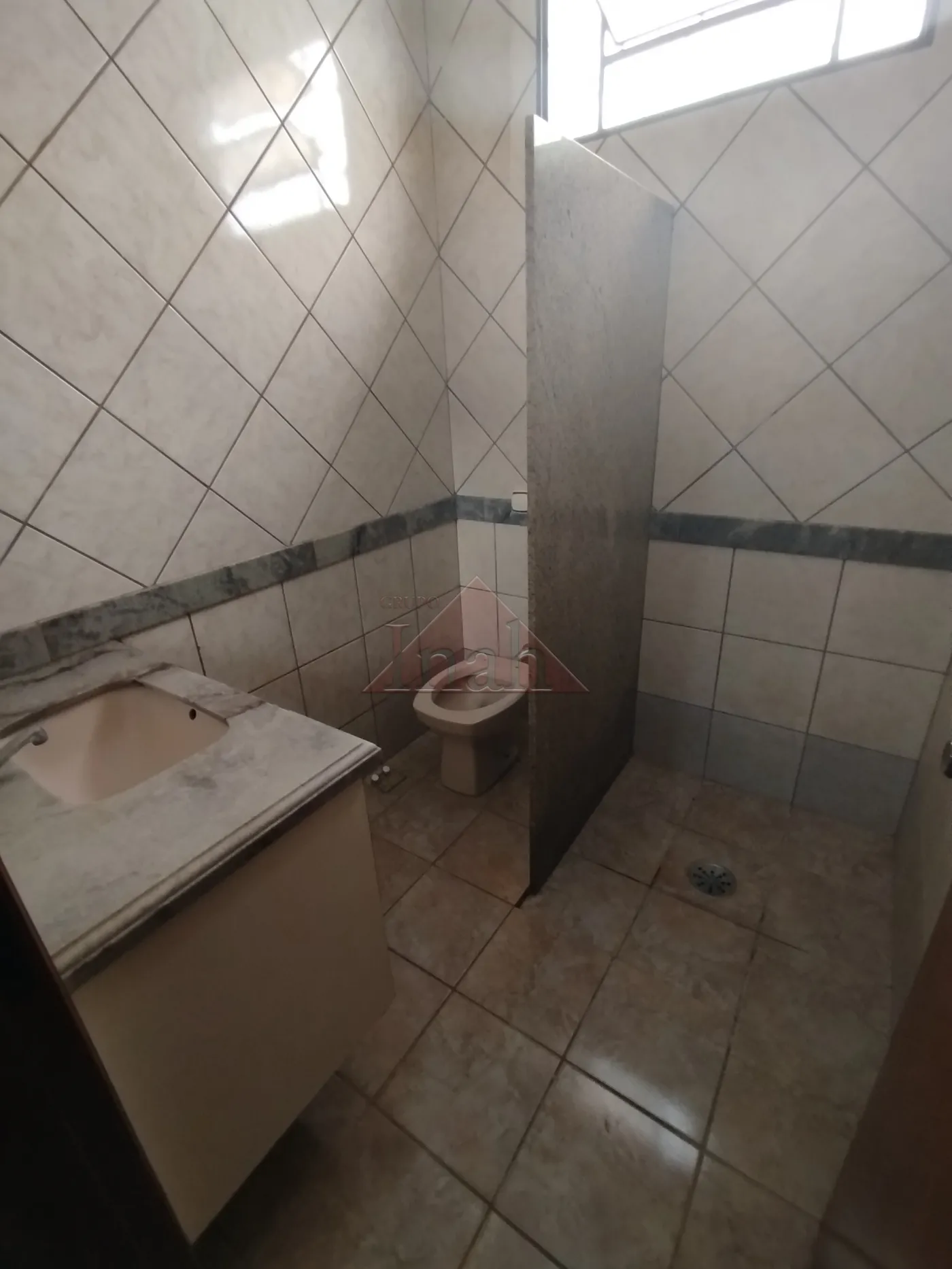 Alugar Casas / CASA RESIDENCIAL em Ribeir&atilde;o Preto R$ 3.000,00 - Foto 16