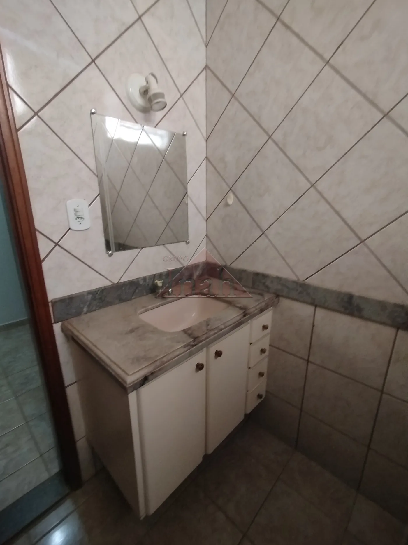 Alugar Casas / CASA RESIDENCIAL em Ribeir&atilde;o Preto R$ 3.000,00 - Foto 17
