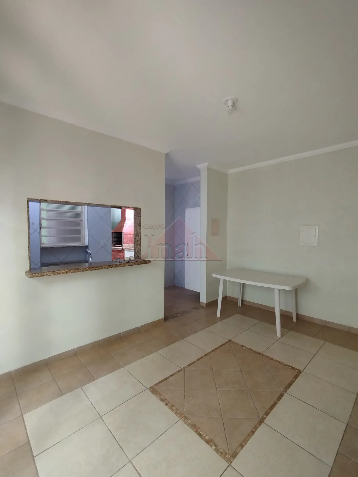 Alugar Casas / Sobrado em Ribeir&atilde;o Preto R$ 2.000,00 - Foto 8