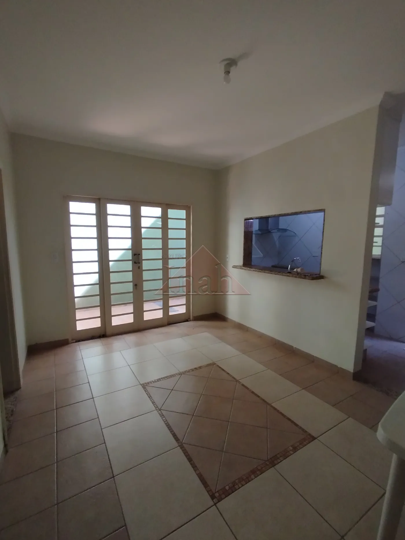Alugar Casas / Sobrado em Ribeir&atilde;o Preto R$ 2.000,00 - Foto 9