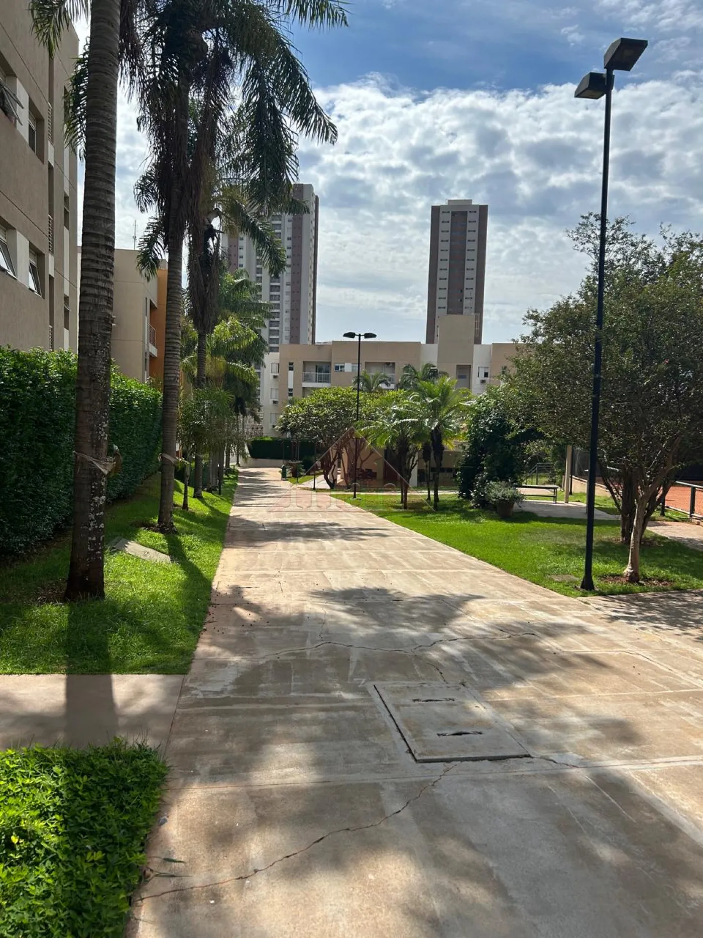 Alugar Apartamentos / MOBILIADO em Ribeir&atilde;o Preto R$ 2.200,00 - Foto 11