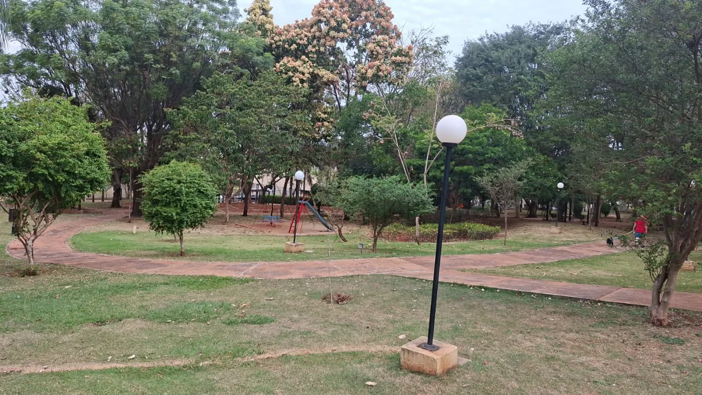 Alugar Apartamentos / Apartamento em Ribeir&atilde;o Preto R$ 900,00 - Foto 8