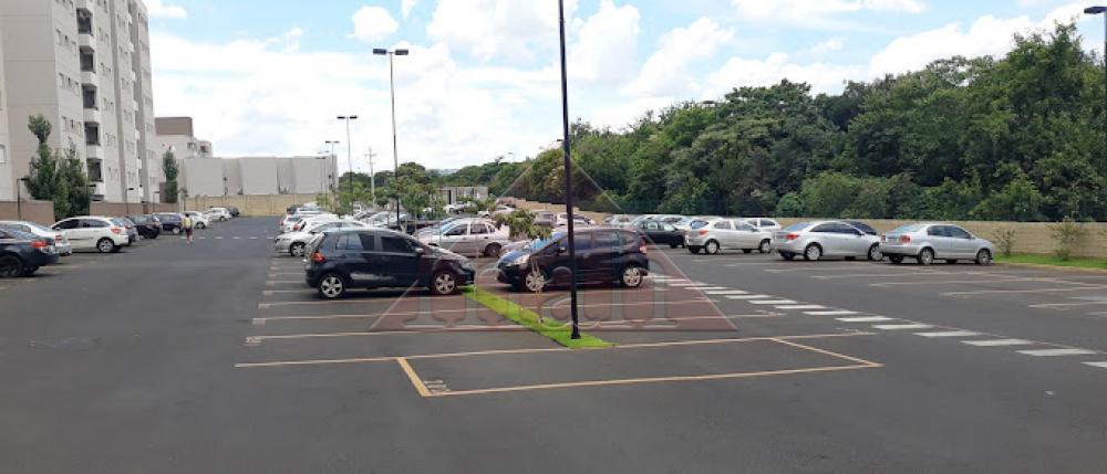 Comprar Apartamentos / Apartamento em RIBEIR&Atilde;O PRETO R$ 450.000,00 - Foto 46