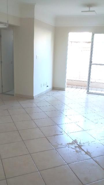 Alugar Apartamentos / Apartamento em Ribeir&atilde;o Preto. apenas R$ 800,00