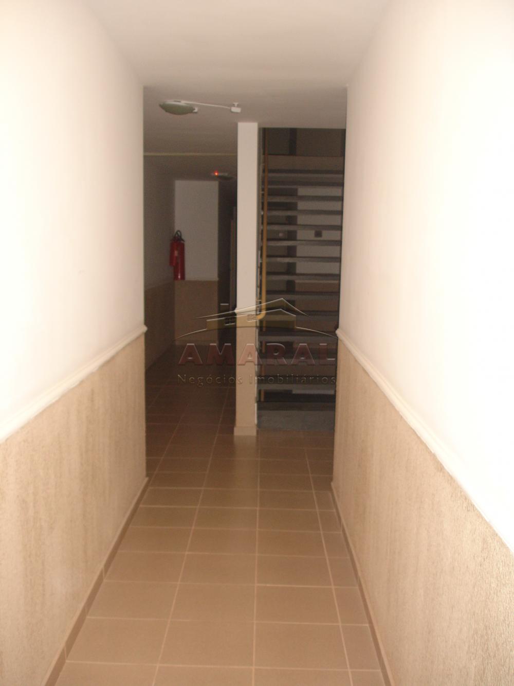 Alugar Apartamentos / Padr&atilde;o em Suzano R$ 900,00 - Foto 10