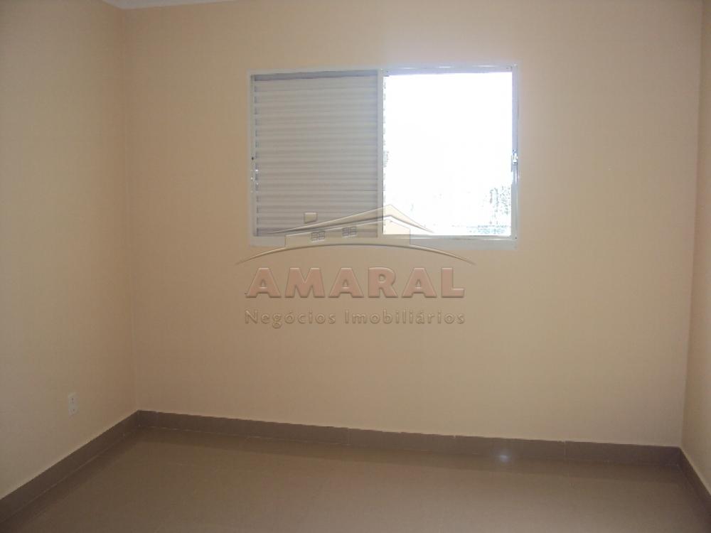 Alugar Apartamentos / Kitchnet em Suzano R$ 1.300,00 - Foto 3