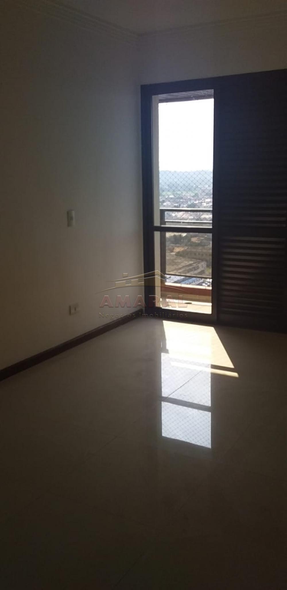Alugar Apartamentos / Padr&atilde;o em Suzano R$ 1.800,00 - Foto 5
