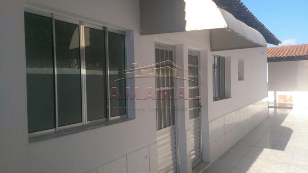 Alugar Casas / T&eacute;rrea em Suzano R$ 1.600,00 - Foto 1