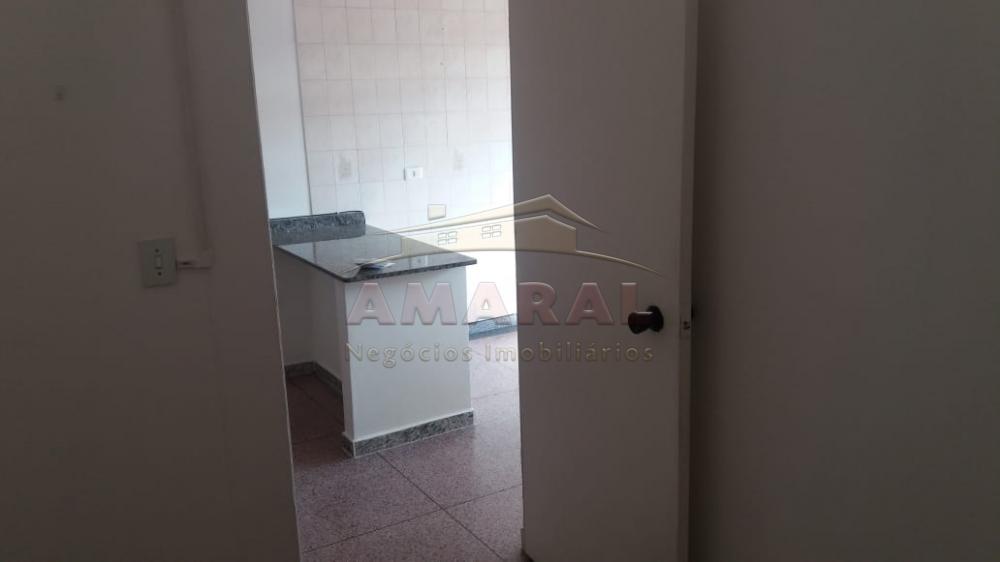 Alugar Apartamentos / Kitchnet em Suzano R$ 1.170,00 - Foto 5