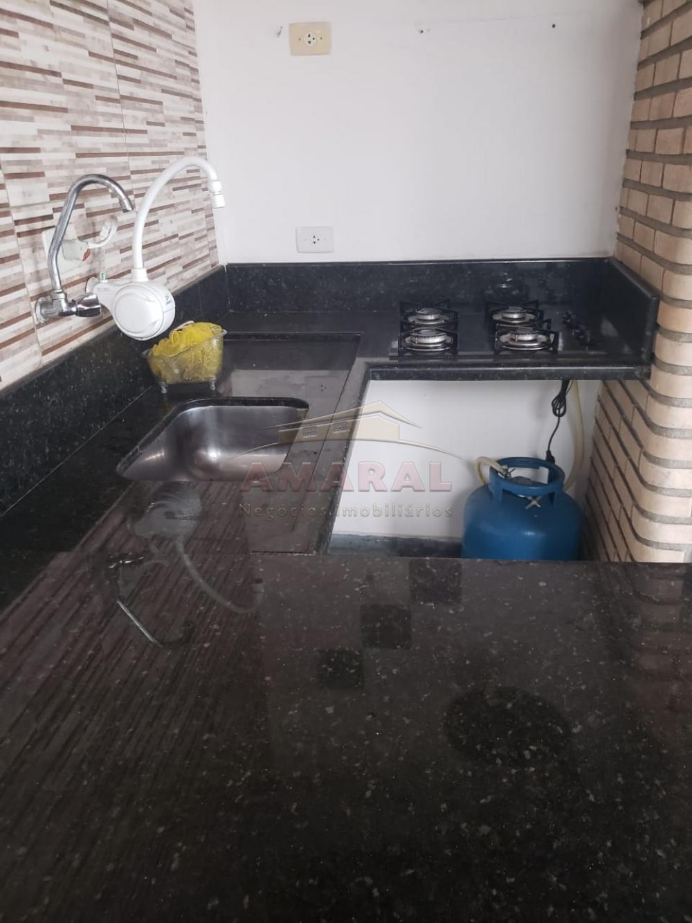 Alugar Casas / Condom&iacute;nio em Suzano R$ 2.500,00 - Foto 3
