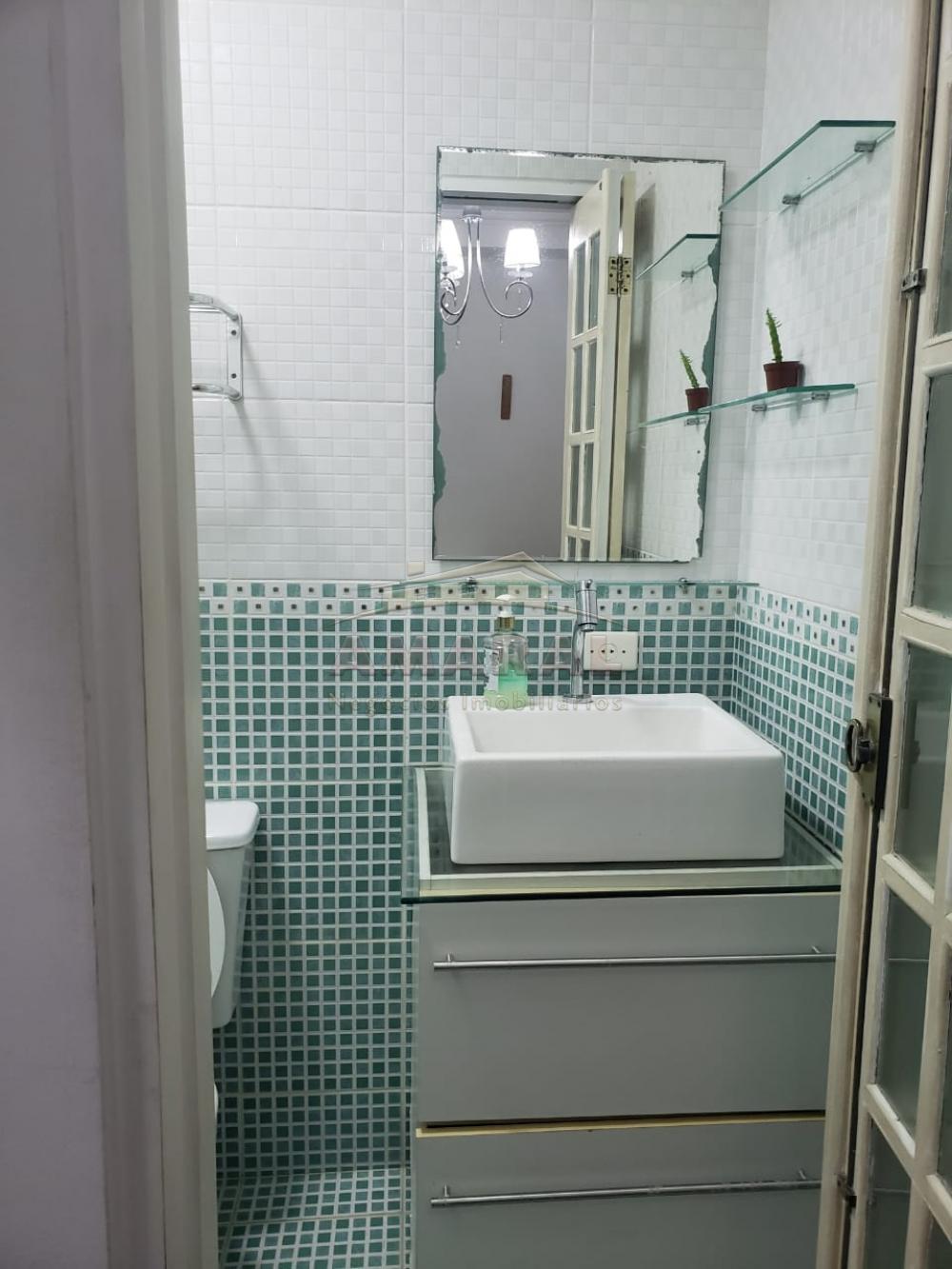 Alugar Casas / Condom&iacute;nio em Suzano R$ 2.500,00 - Foto 12