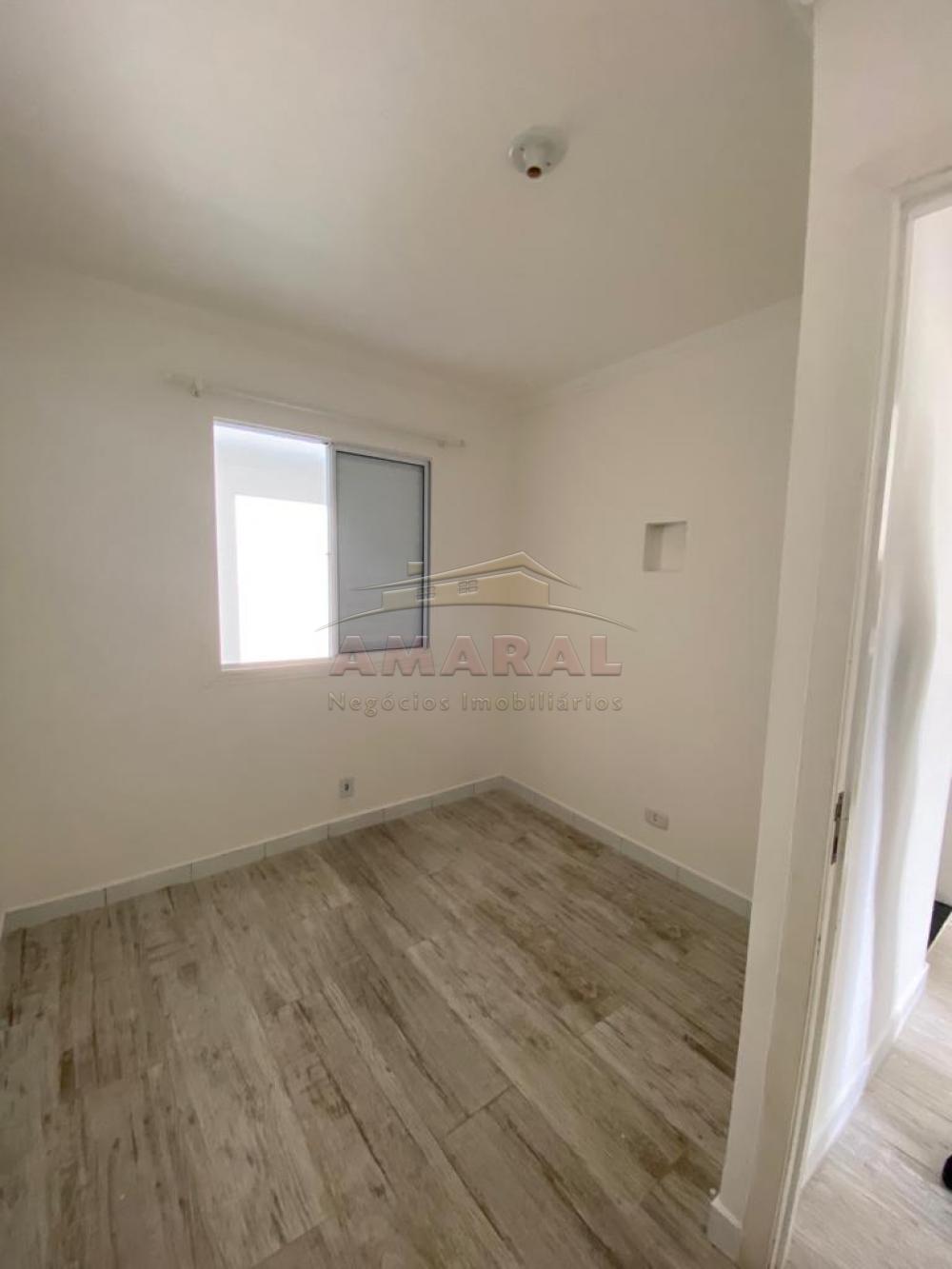 Alugar Casas / Condom&iacute;nio em Suzano R$ 1.300,00 - Foto 13