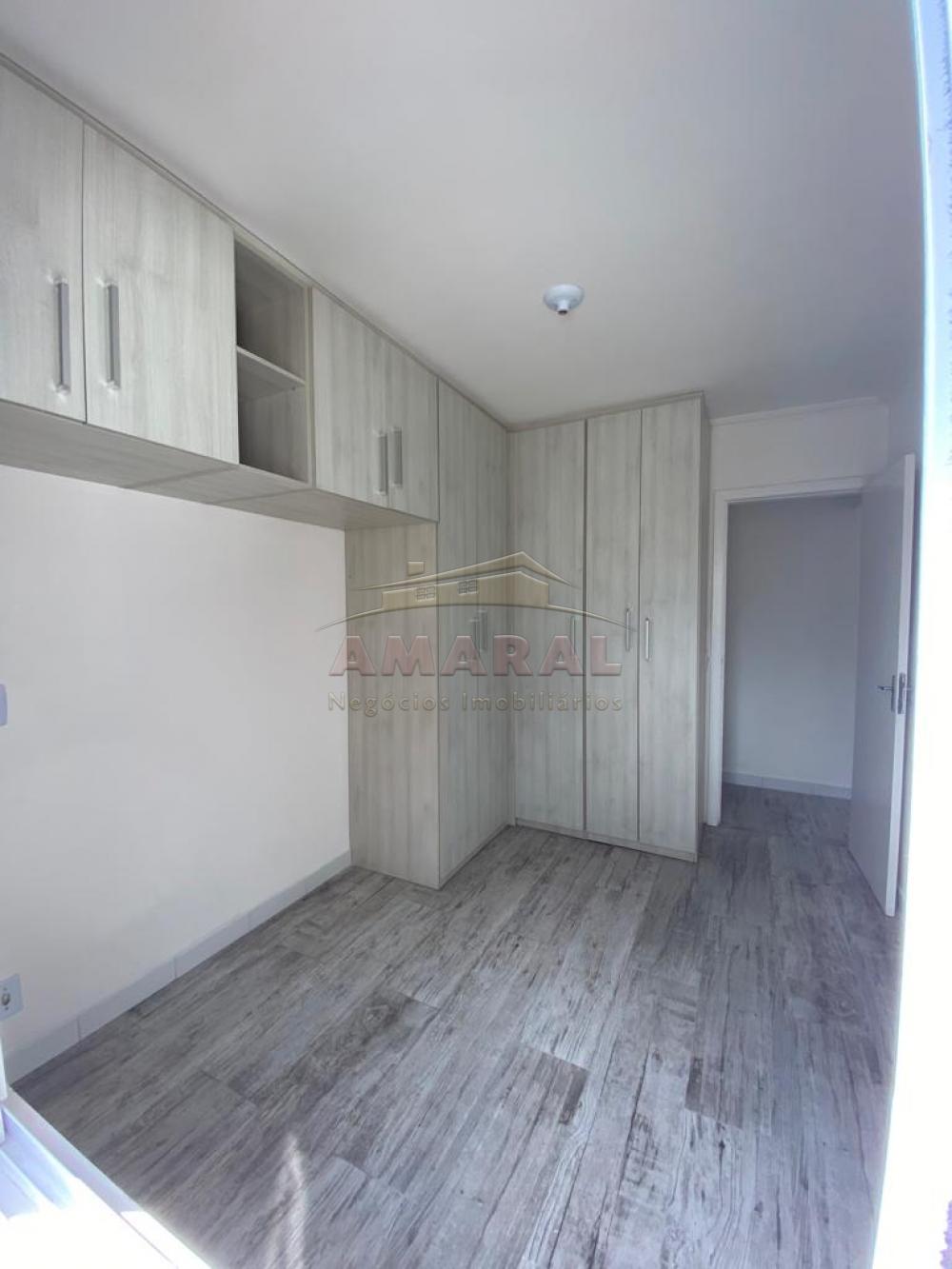 Alugar Casas / Condom&iacute;nio em Suzano R$ 1.300,00 - Foto 12
