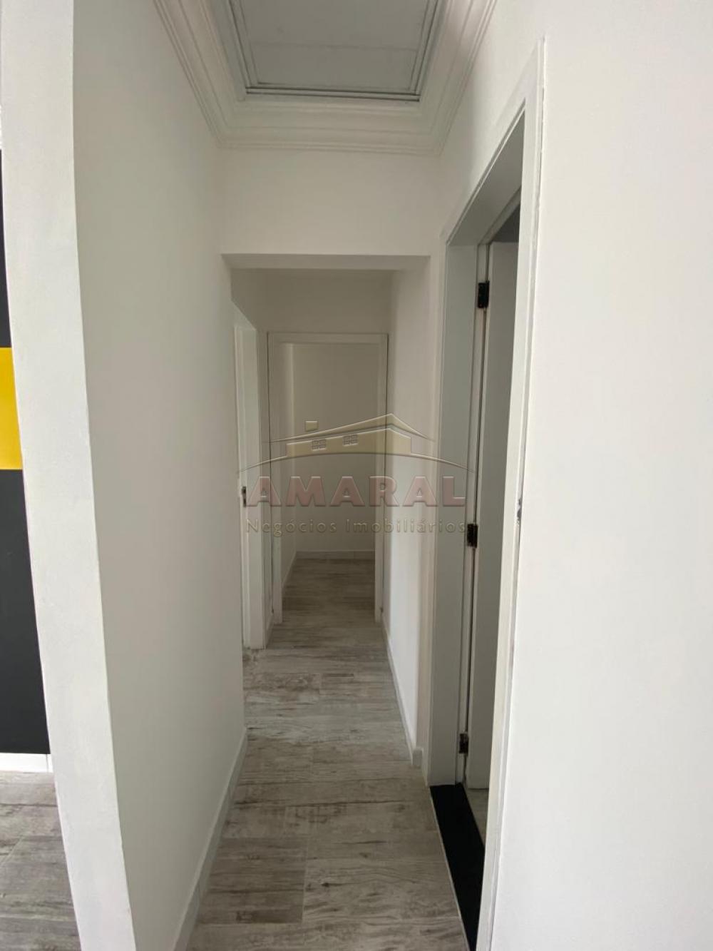 Alugar Casas / Condom&iacute;nio em Suzano R$ 1.300,00 - Foto 9