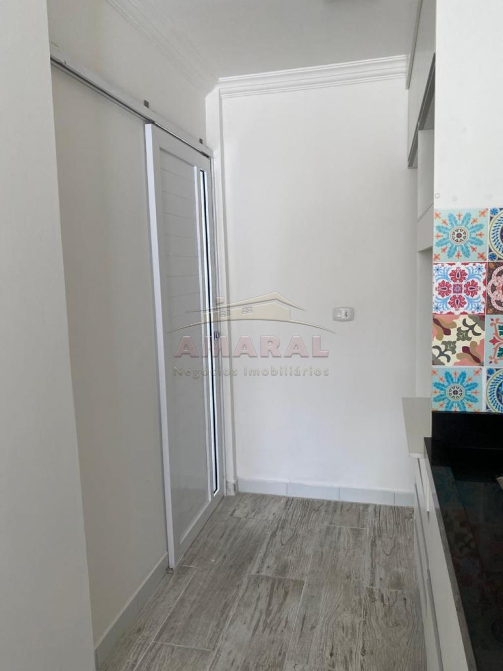Alugar Casas / Condom&iacute;nio em Suzano R$ 1.300,00 - Foto 8