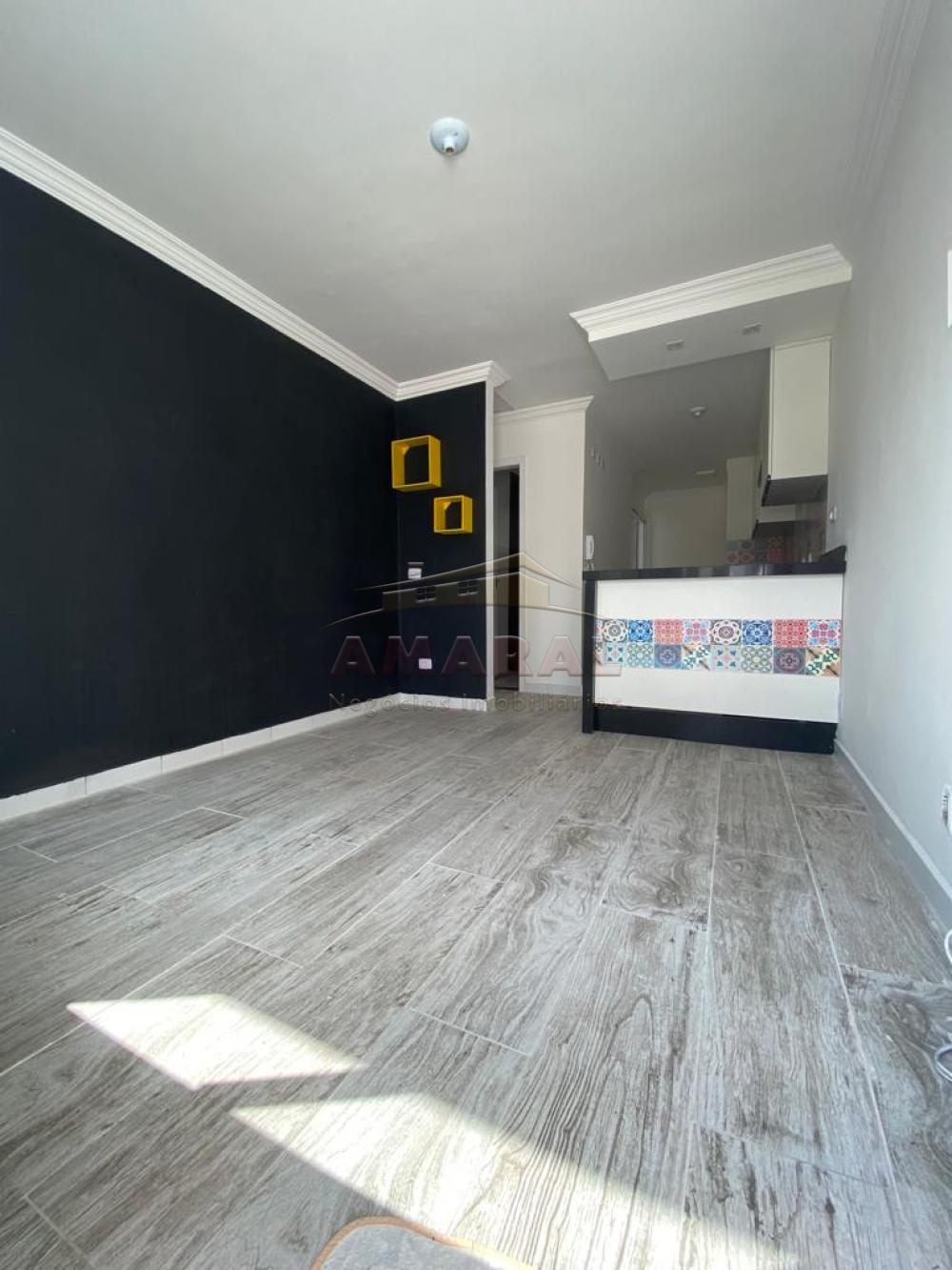 Alugar Casas / Condom&iacute;nio em Suzano R$ 1.300,00 - Foto 2