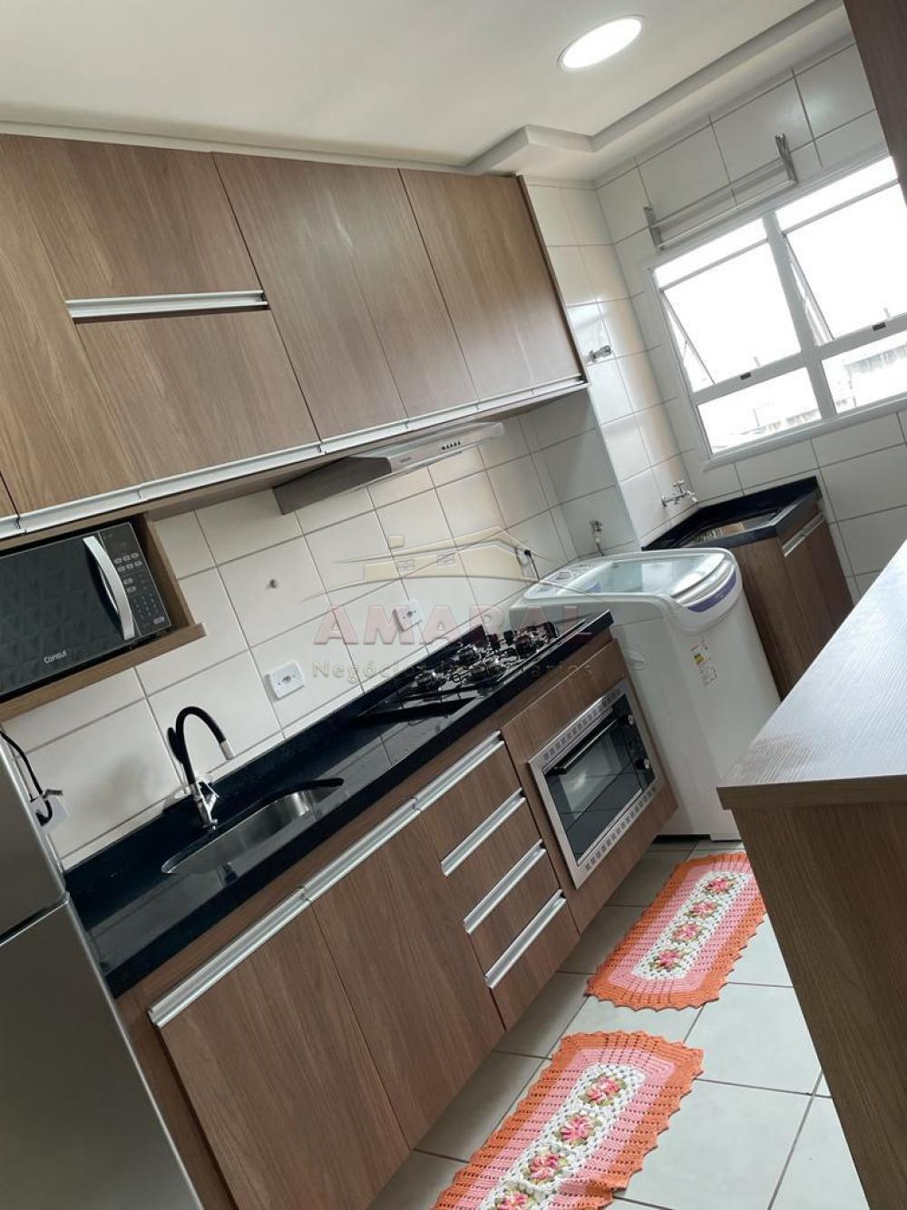 Comprar Apartamentos / Padr&atilde;o em Suzano R$ 320.000,00 - Foto 5