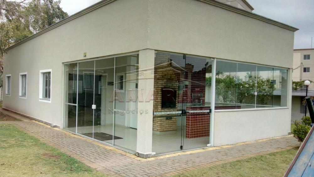 Comprar Apartamentos / Padr&atilde;o em Suzano R$ 185.000,00 - Foto 2