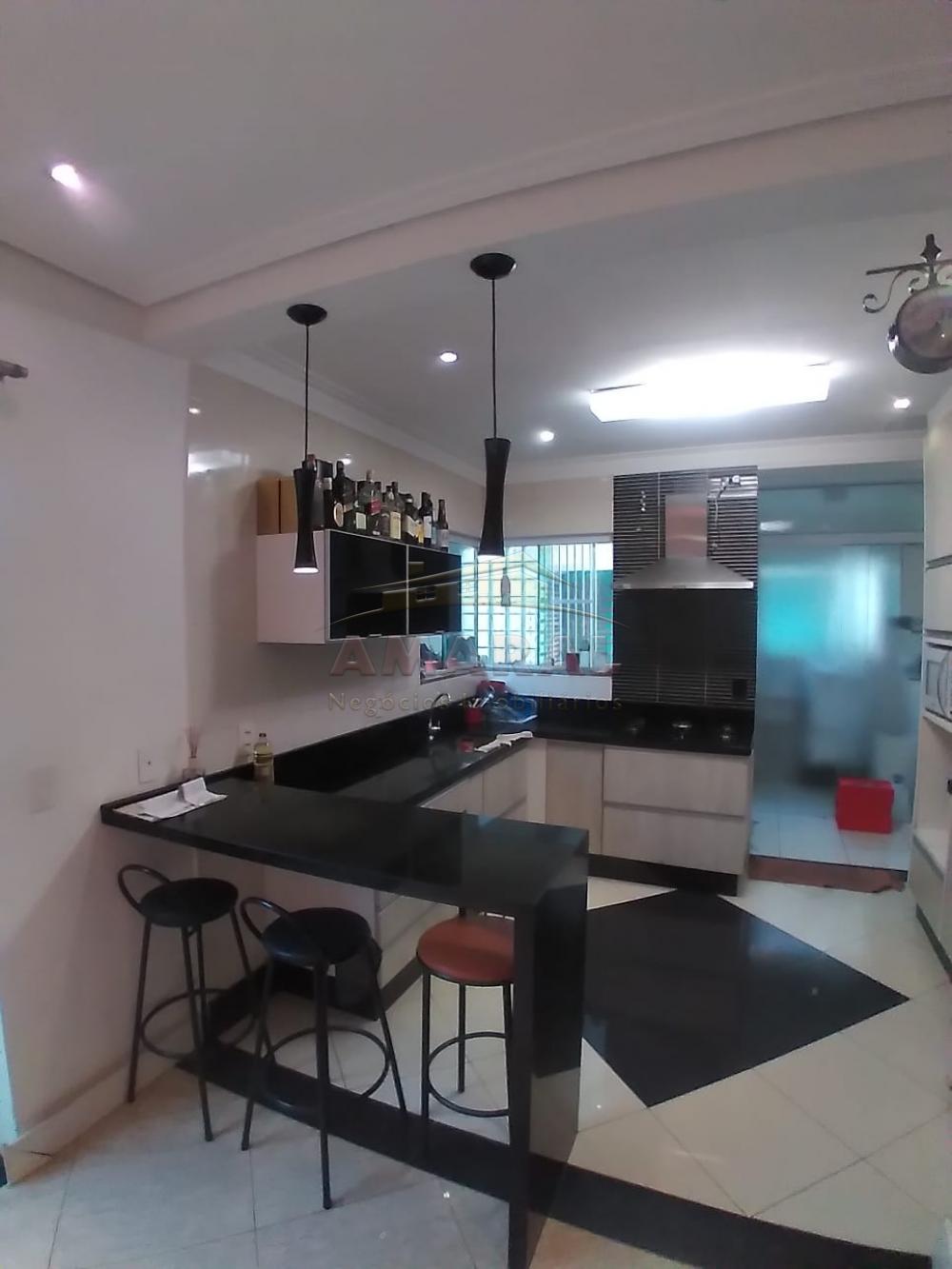 Comprar Casas / Sobrado em Itaquaquecetuba R$ 750.000,00 - Foto 9