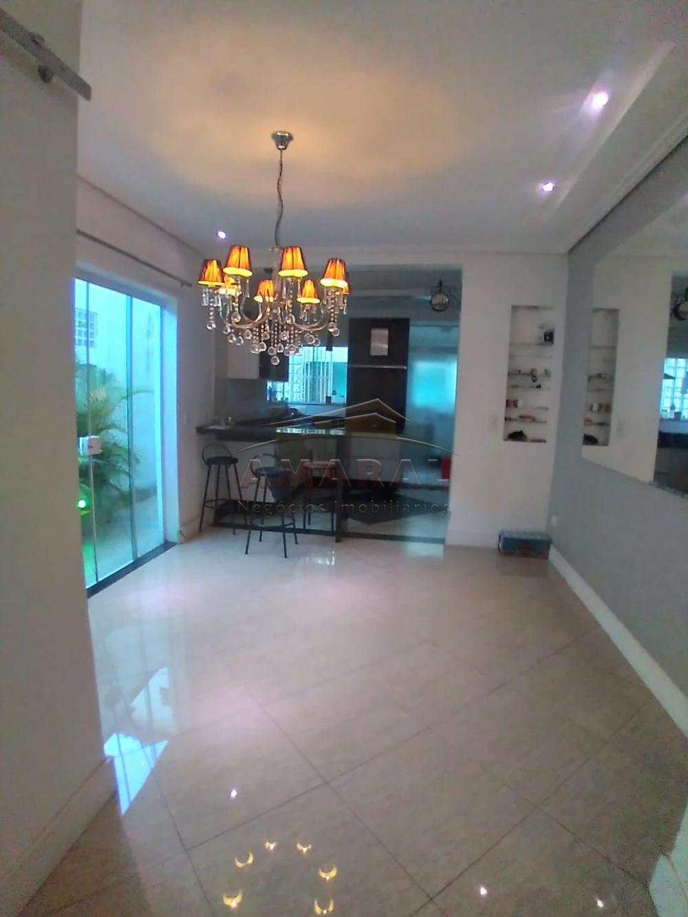 Comprar Casas / Sobrado em Itaquaquecetuba R$ 750.000,00 - Foto 3