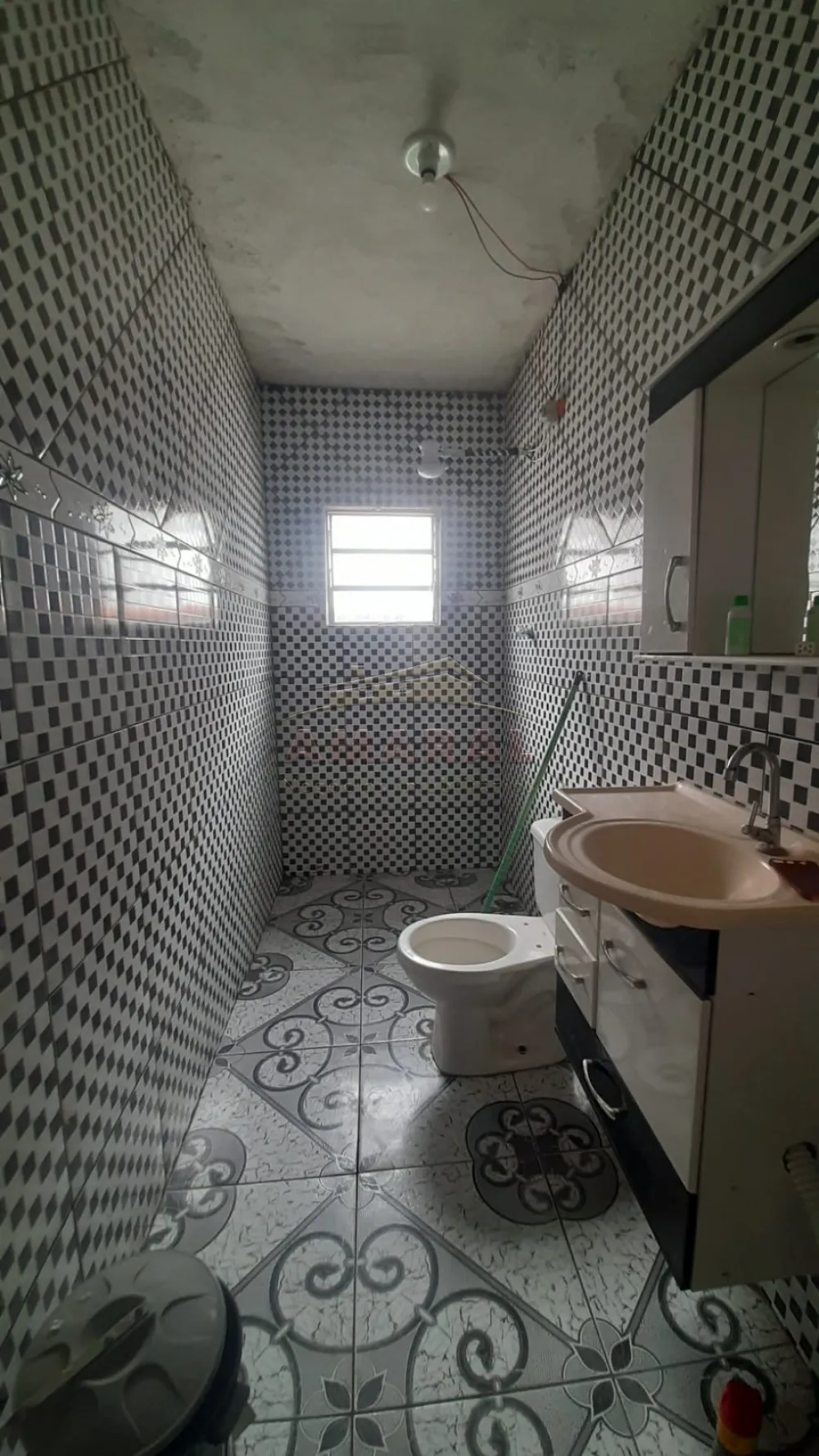 Comprar Casas / Sobrado em Suzano R$ 350.000,00 - Foto 8