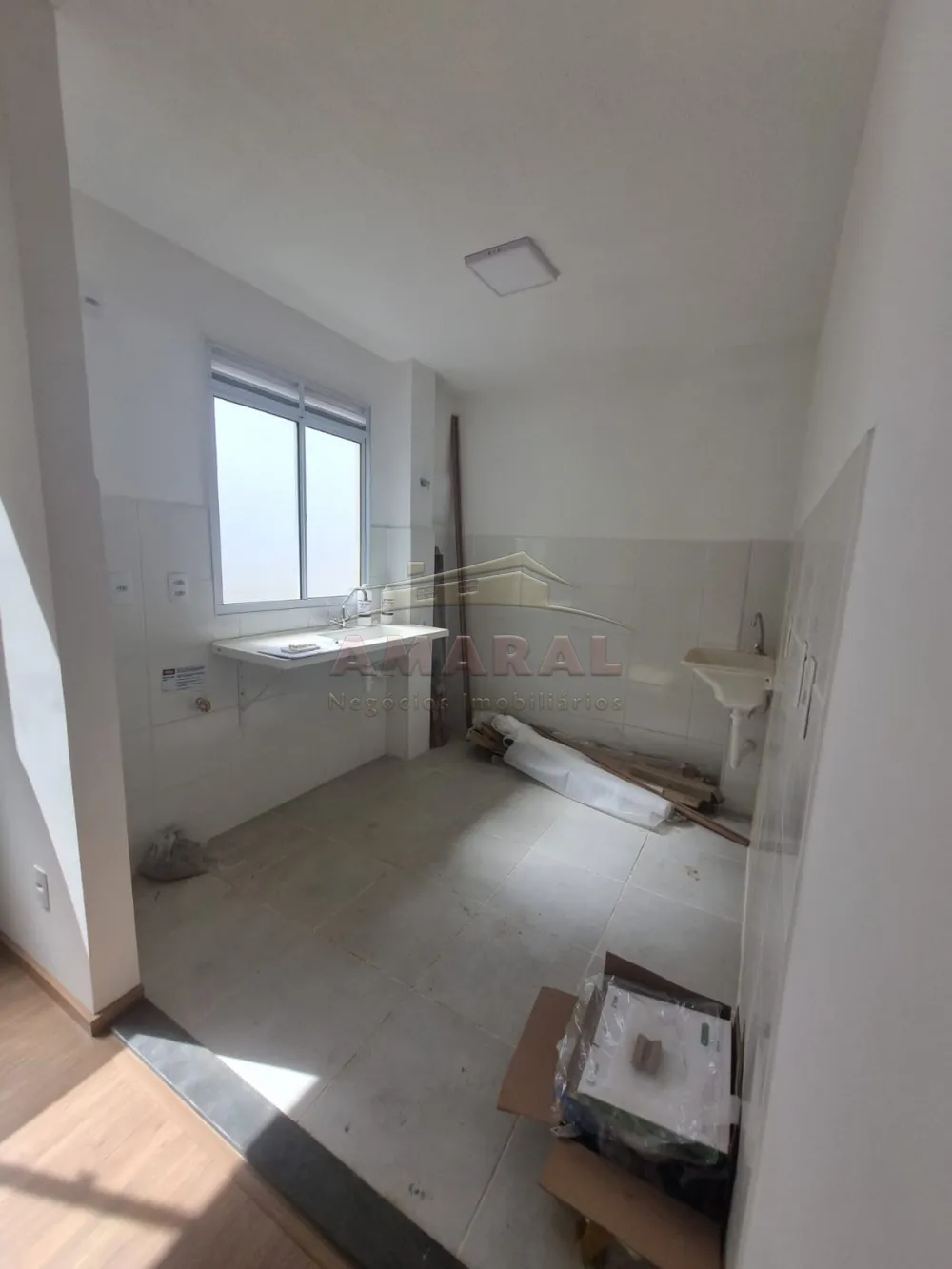 Alugar Apartamentos / Padr&atilde;o em Suzano R$ 1.100,00 - Foto 8