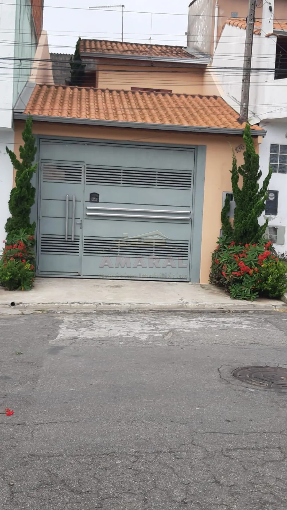 Comprar Casas / T&eacute;rrea em Suzano R$ 340.000,00 - Foto 1