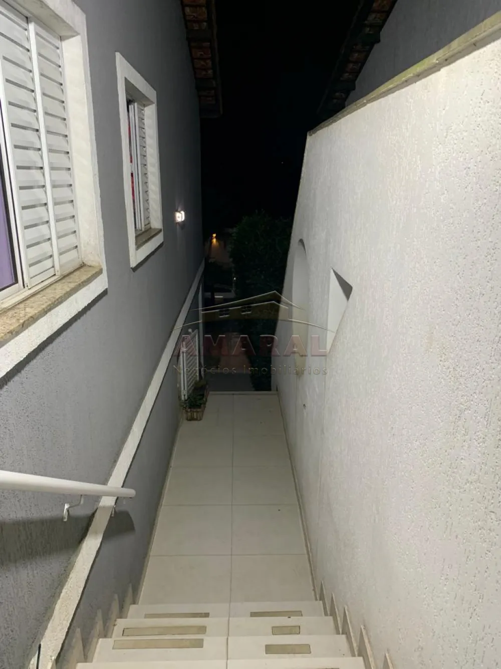 Comprar Casas / Condom&iacute;nio em Ferraz de Vasconcelos R$ 650.000,00 - Foto 1