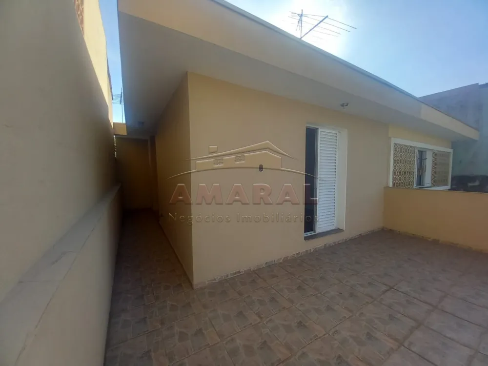 Alugar Casas / Sobrado em Suzano R$ 2.600,00 - Foto 4