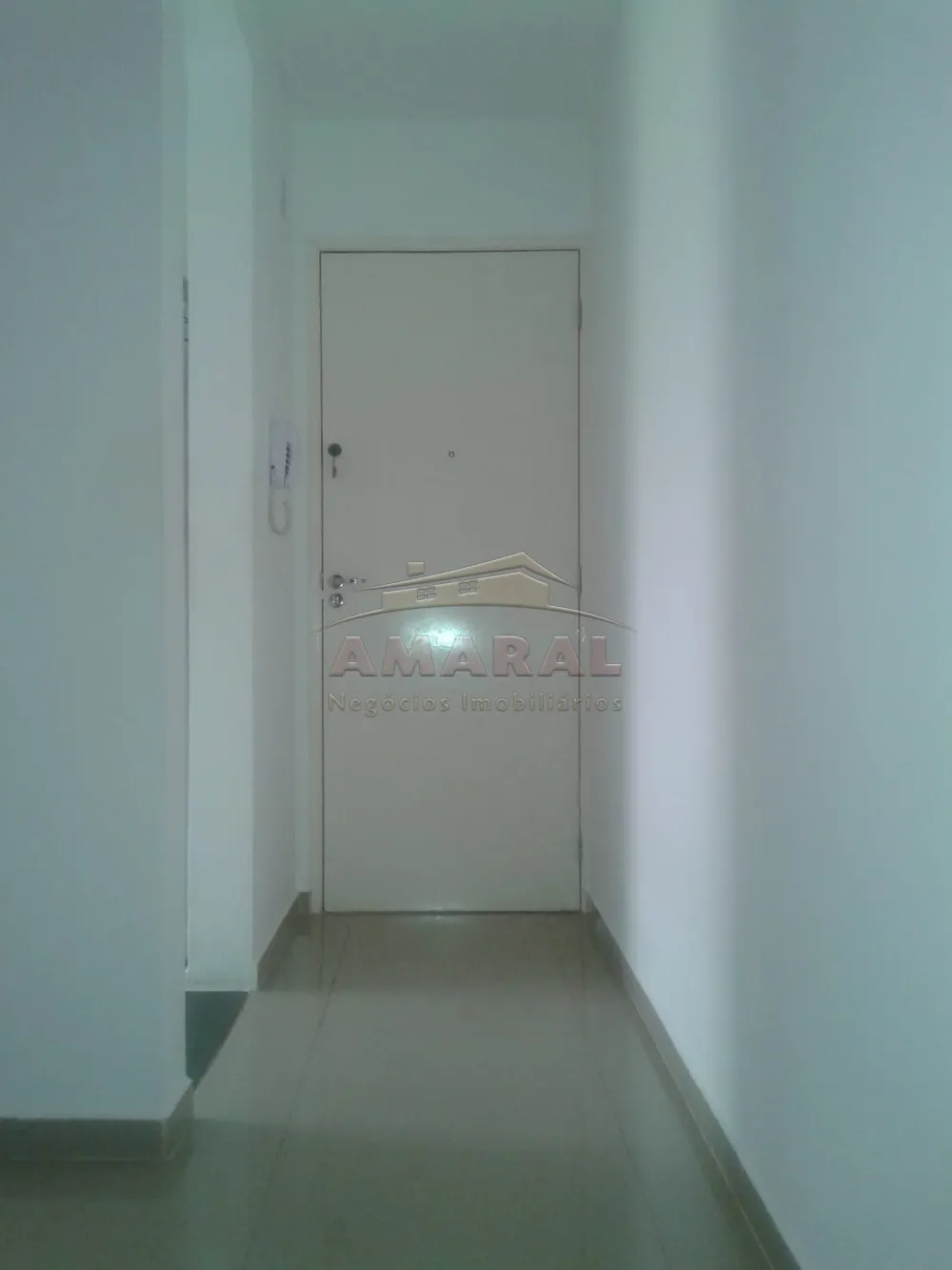 Comprar Apartamentos / Padr&atilde;o em Suzano R$ 195.000,00 - Foto 4