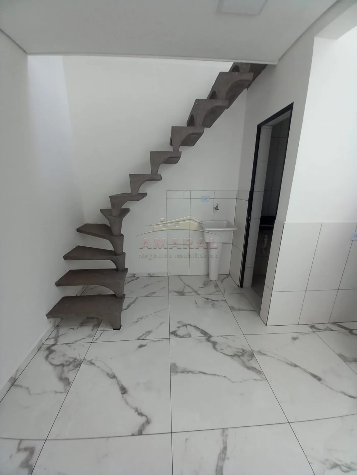 Alugar Apartamentos / Kitchnet em Suzano R$ 900,00 - Foto 5