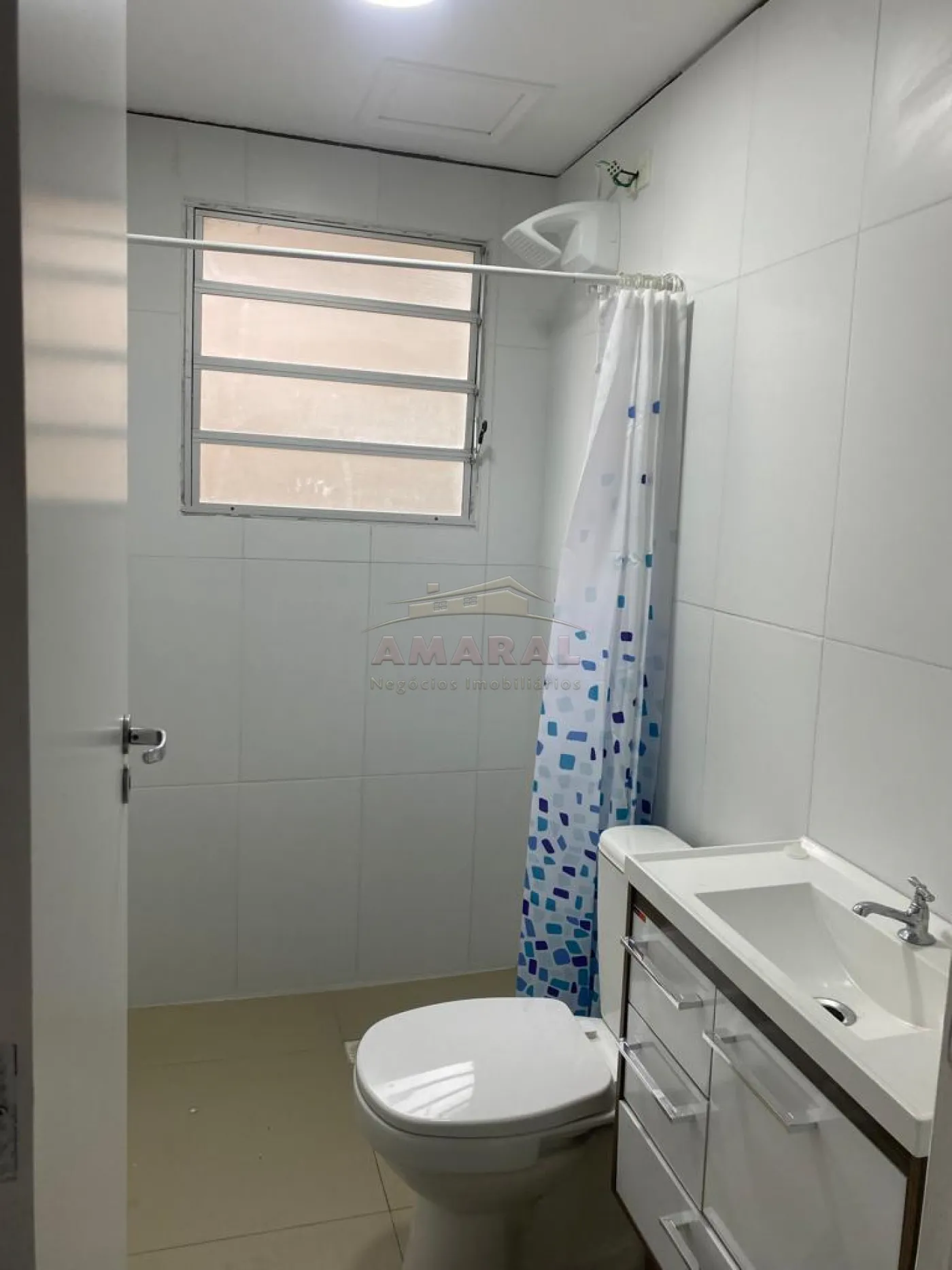 Alugar Apartamentos / Padr&atilde;o em Suzano R$ 1.000,00 - Foto 2