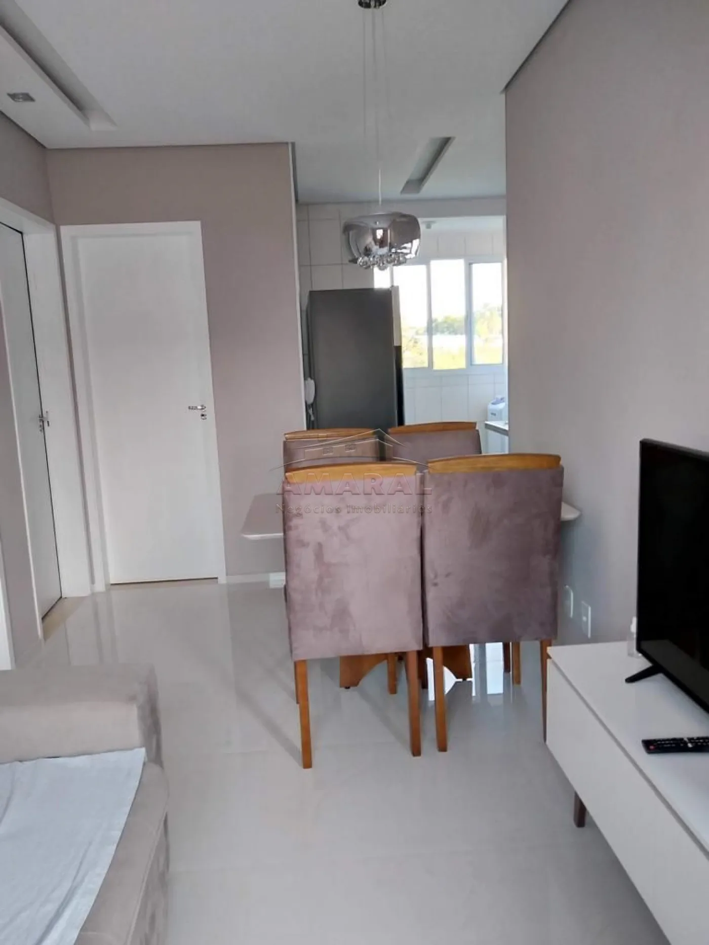 Alugar Apartamentos / Padr&atilde;o em Suzano R$ 1.035,00 - Foto 7