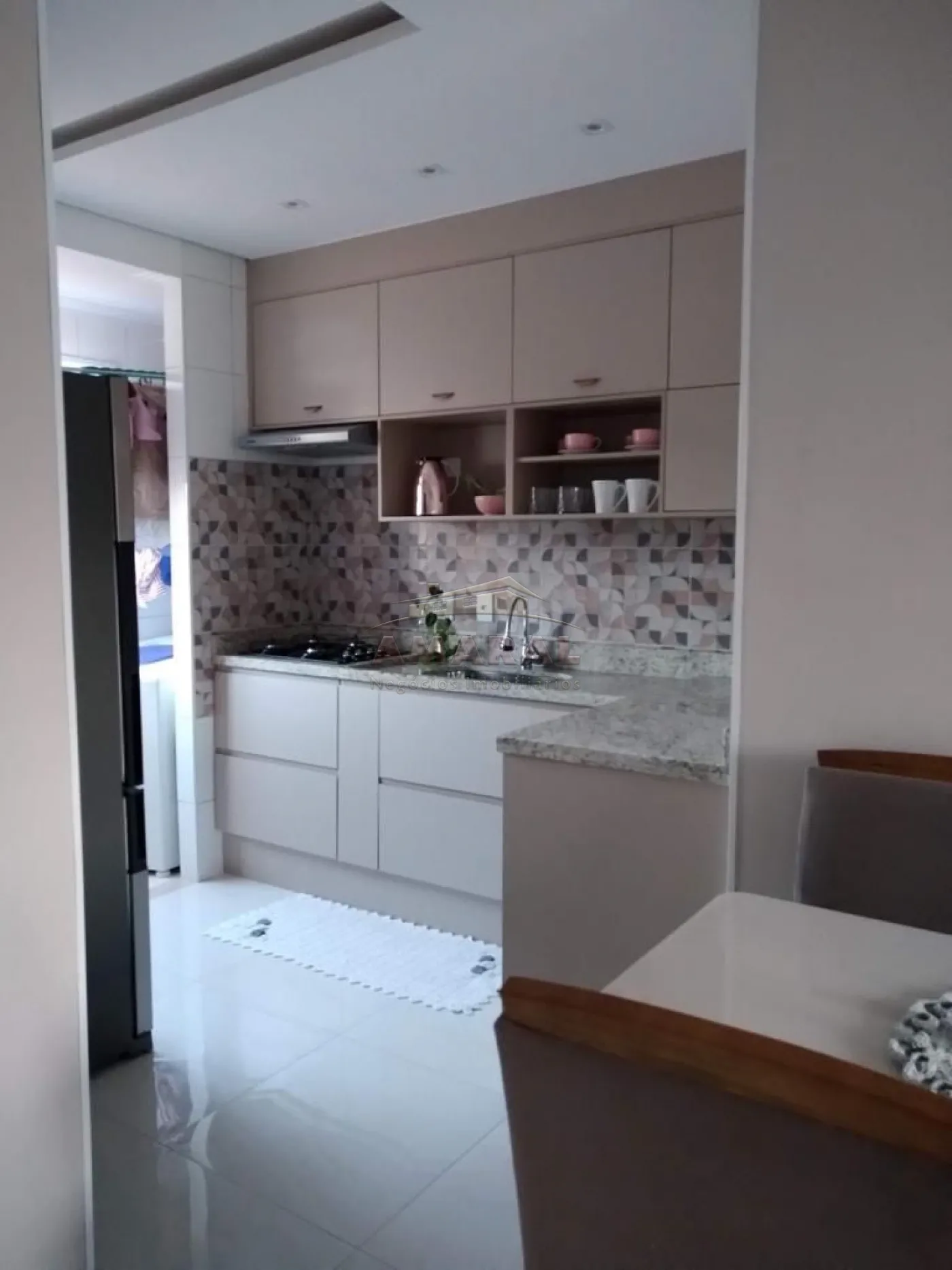 Alugar Apartamentos / Padr&atilde;o em Suzano R$ 1.035,00 - Foto 4