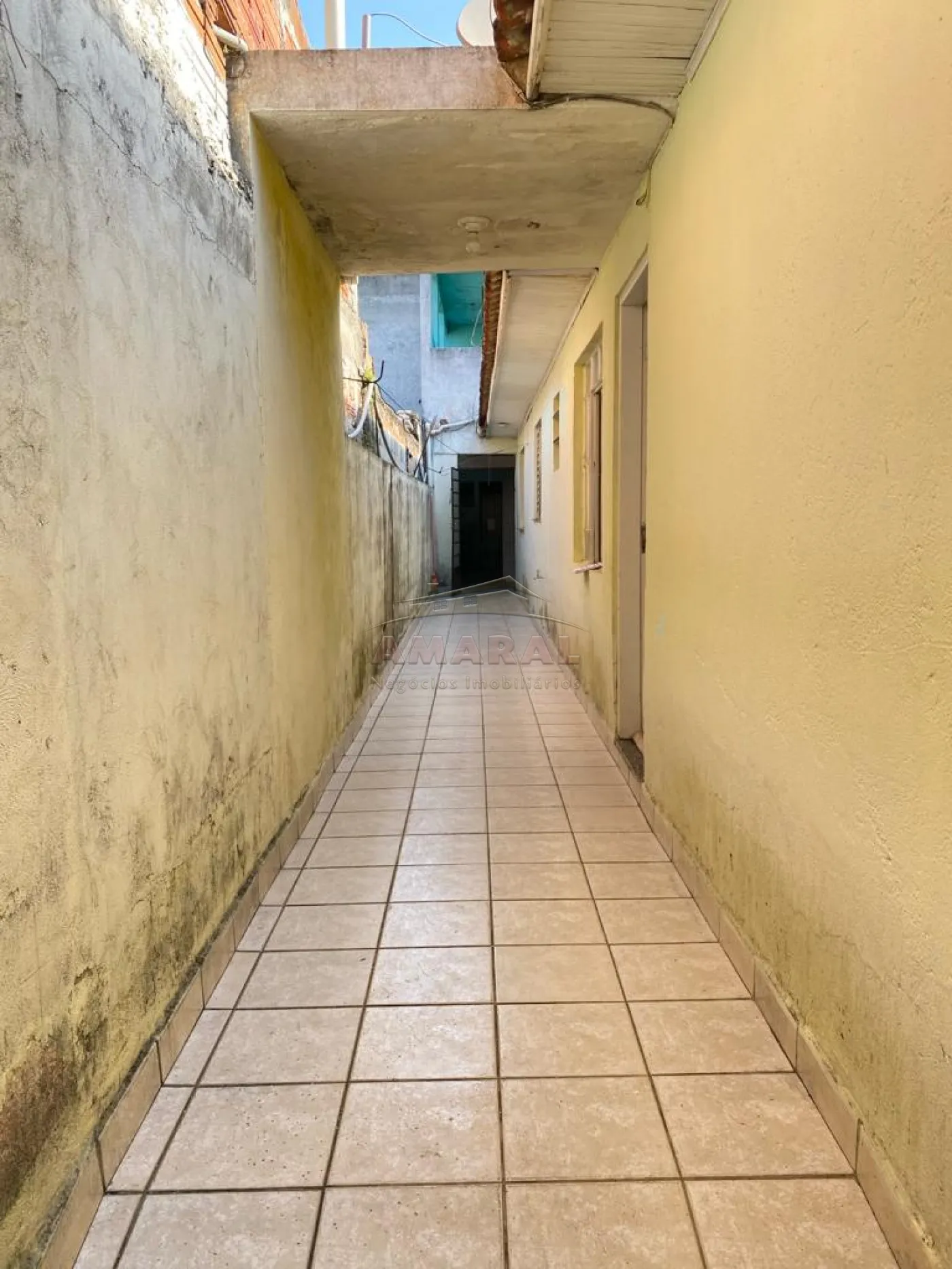 Alugar Casas / T&eacute;rrea em Suzano R$ 1.300,00 - Foto 4