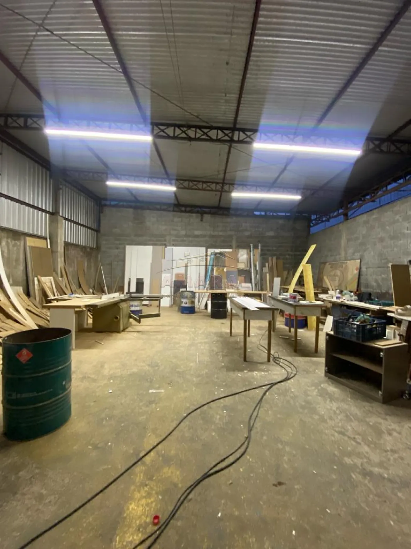 Alugar Sal&otilde;es / Galp&atilde;o em Suzano R$ 2.100,00 - Foto 11