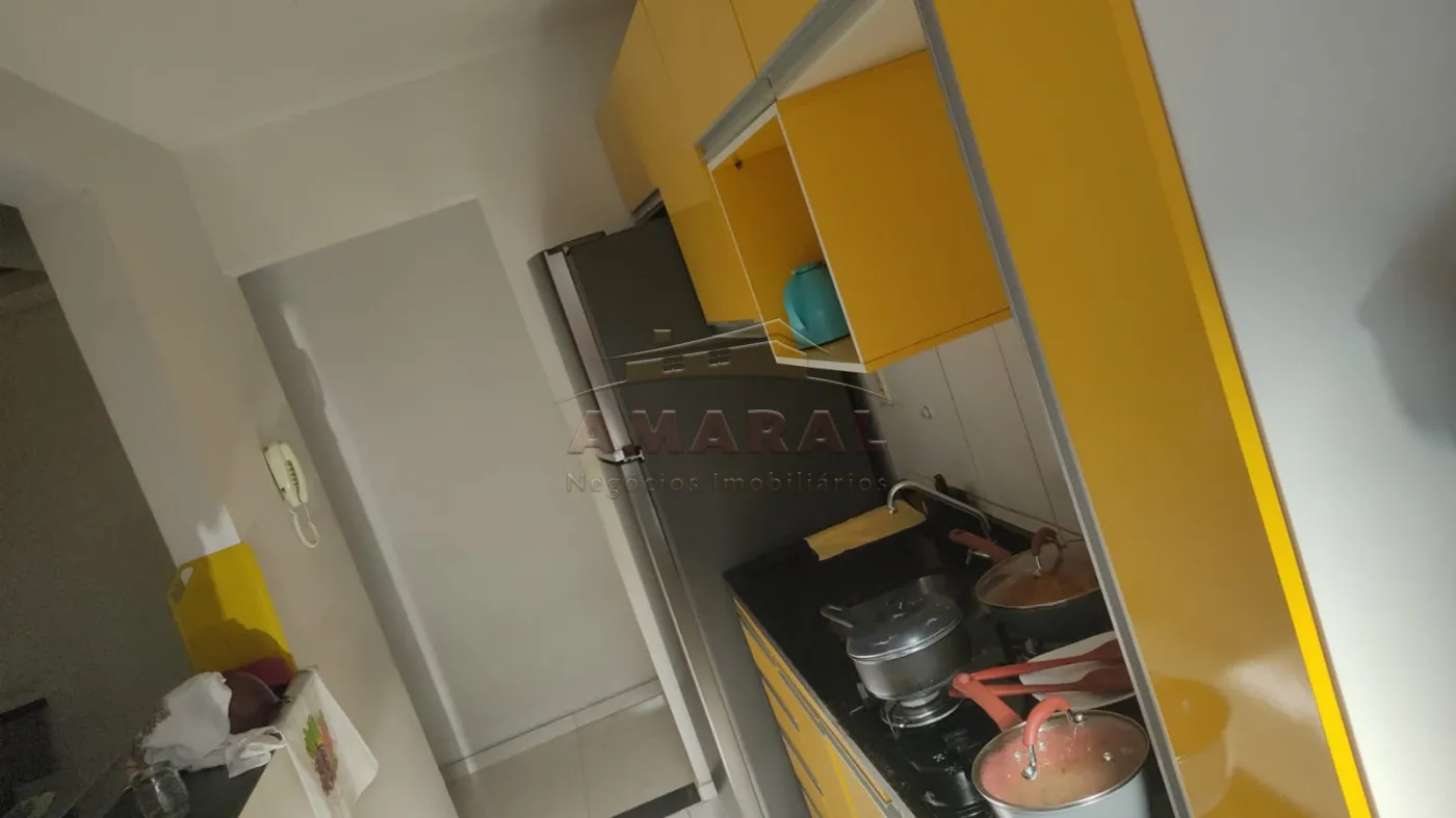 Comprar Apartamentos / Padr&atilde;o em Suzano R$ 210.000,00 - Foto 4