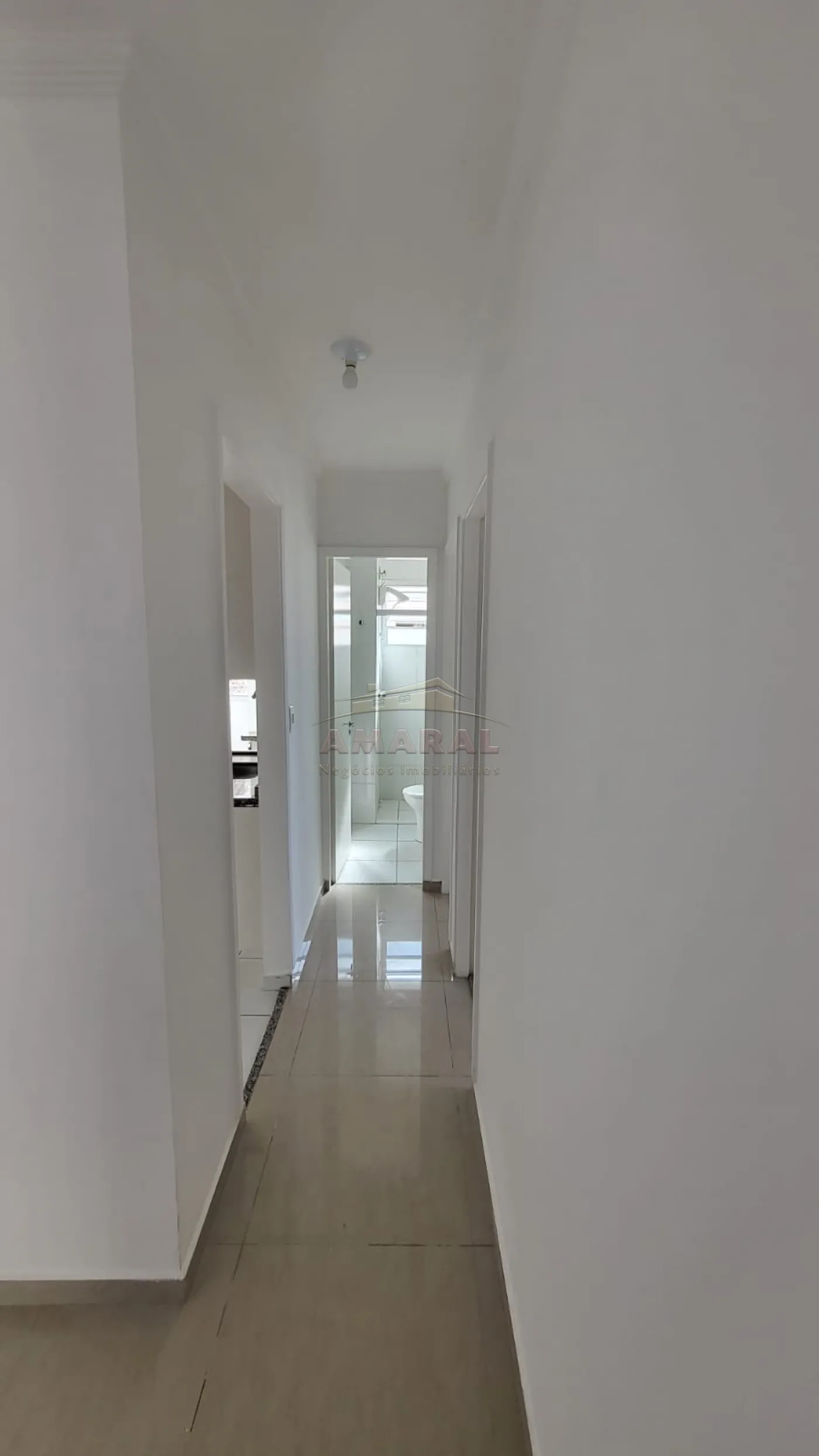 Comprar Casas / Assobradada em Suzano R$ 350.000,00 - Foto 18