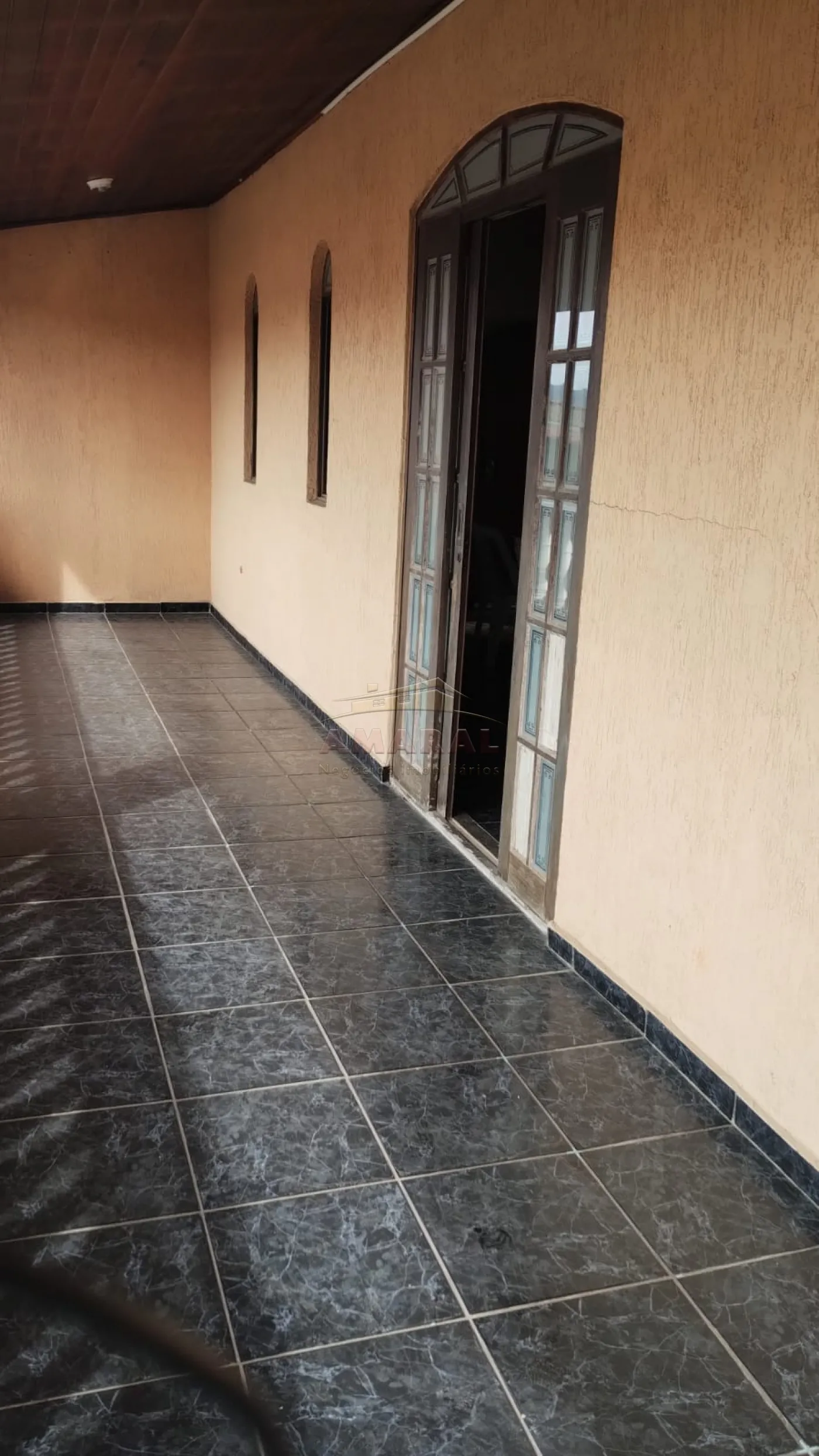 Comprar Casas / Sobrado em Suzano R$ 410.000,00 - Foto 2