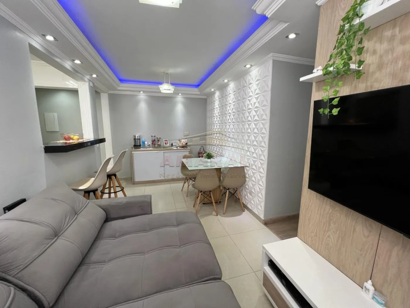 Comprar Apartamentos / Padr&atilde;o em Suzano R$ 340.000,00 - Foto 2