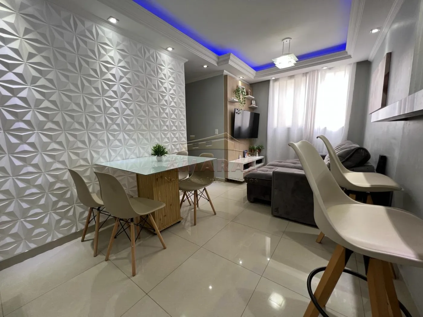 Comprar Apartamentos / Padr&atilde;o em Suzano R$ 340.000,00 - Foto 4