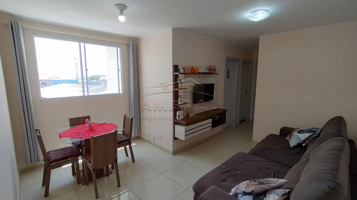 Comprar Apartamentos / Padr&atilde;o em Suzano R$ 210.000,00 - Foto 3
