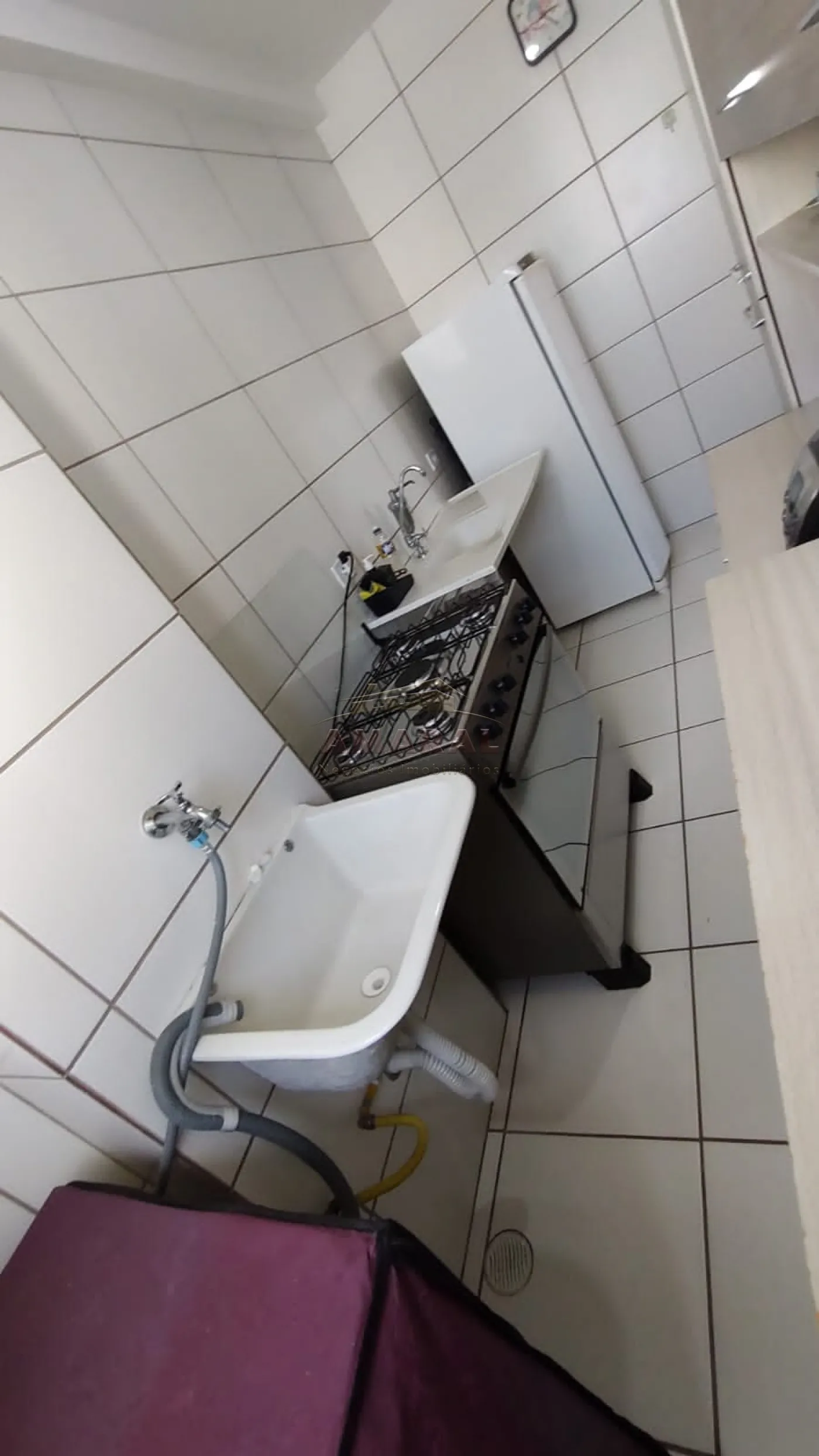 Comprar Apartamentos / Padr&atilde;o em Suzano R$ 210.000,00 - Foto 11