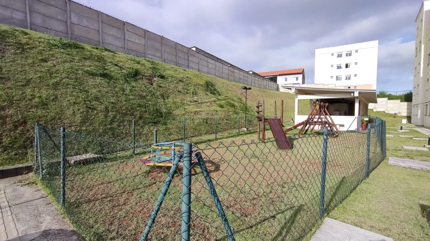 Comprar Apartamentos / Padr&atilde;o em Suzano R$ 210.000,00 - Foto 16