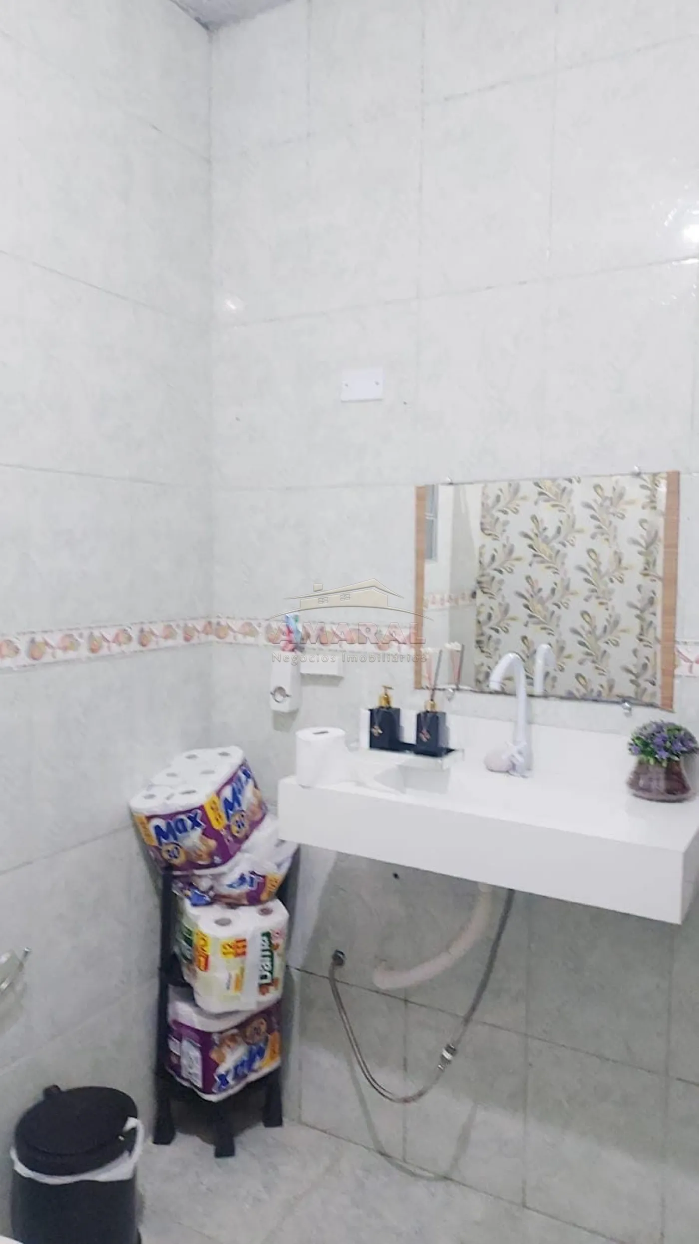 Comprar Casas / Sobrado em Suzano R$ 320.000,00 - Foto 5